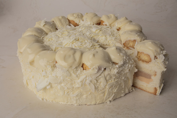 Taart witte soesjes